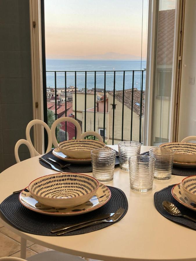 Tutta Un'Altra Vista Apartment Salerno Luaran gambar